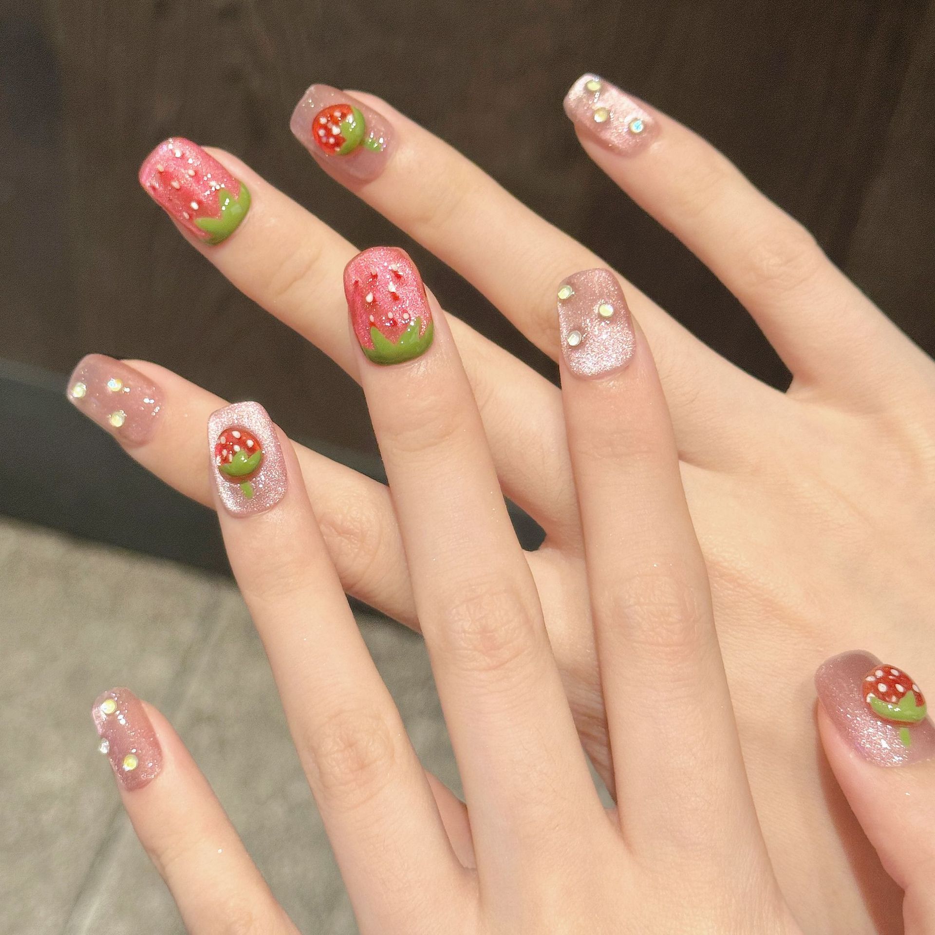 10 pçs artesanal imprensa em u - Nail Art Strawberry avaliação e preço